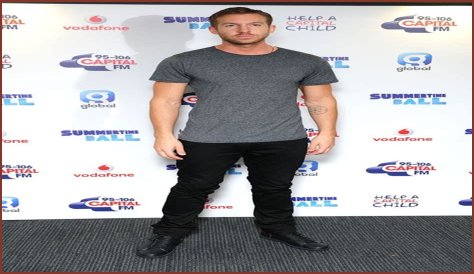 Calvin Harris Height, Weight, Body Measurements, Shoe Size