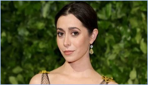 Cristin Milioti Height, Weight, Body Measurements, Bra Size, Shoe Size